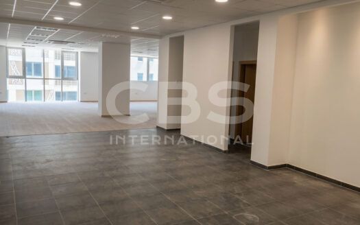 Канцелариски простор за издавање – Центар, Скопје – 340 m²