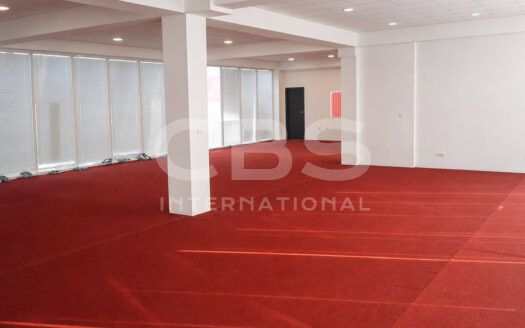 Канцелариски простор од 376 м² со приватен паркинг – Карпош / Момин поток